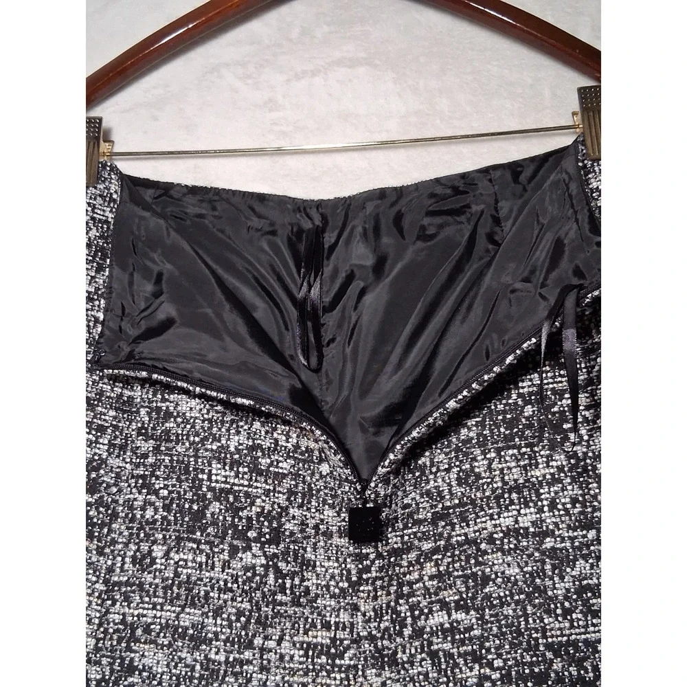 Karl Lagerfeld Paris Tweed Mermaid Eyelash Hem Boucle  Skirt Black White Size 12